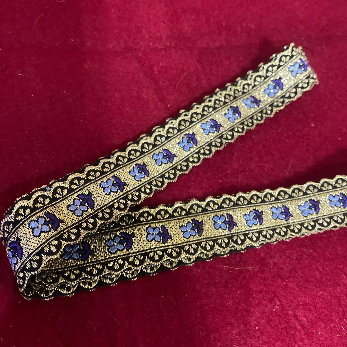 最終SALE!新品☆通常販売価格の半額☆インド製★装飾用手織リボン1m K~サリーボーダーリボンエスニック拍卖