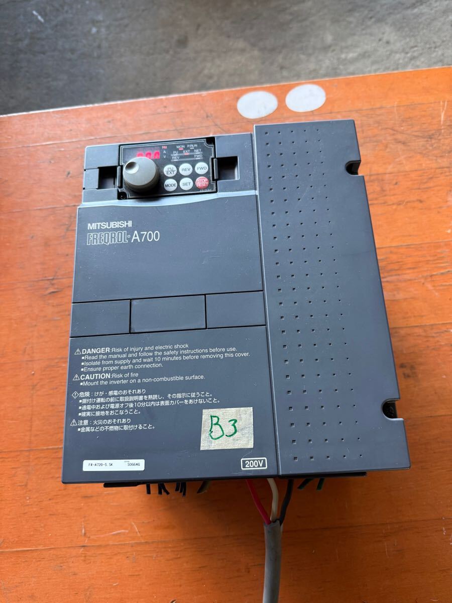 B3 MITSUBISHI INVERTER FR-A720-5.5K 5.5kw拍卖