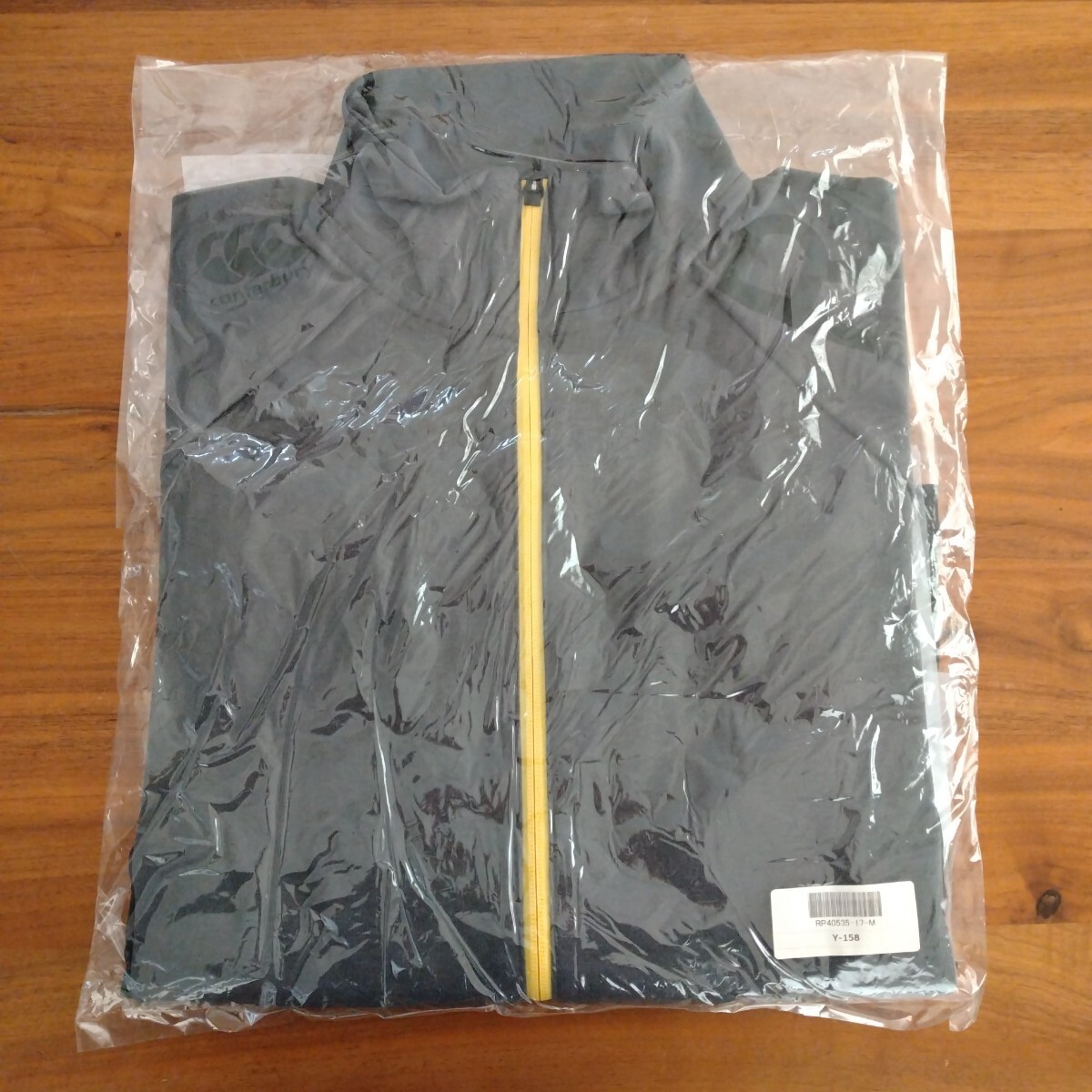 《未使用》カンタベリー canterbury RP40535 TRAINING SWEAT JACKET M COL. 17 トレーニングスウェットジャケット チャコール/ブラック拍卖