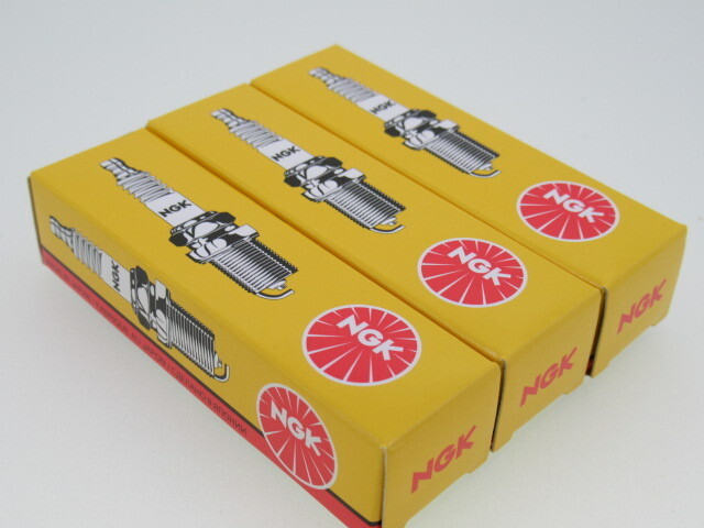 送料無料 B8ES NGKスパークプラグ 3セット スズキ GT750/GT550/プラグ プラグコード NGK 2411拍卖