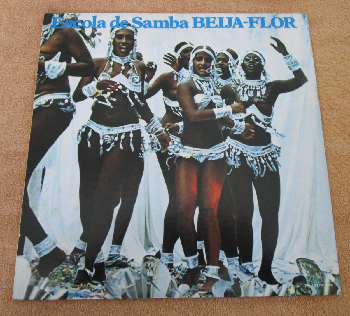 LPレコード 国内盤 エスコーラ・ジ・サンバ・ベイジャ・フロール「カーニバルの光彩」(RVC)拍卖