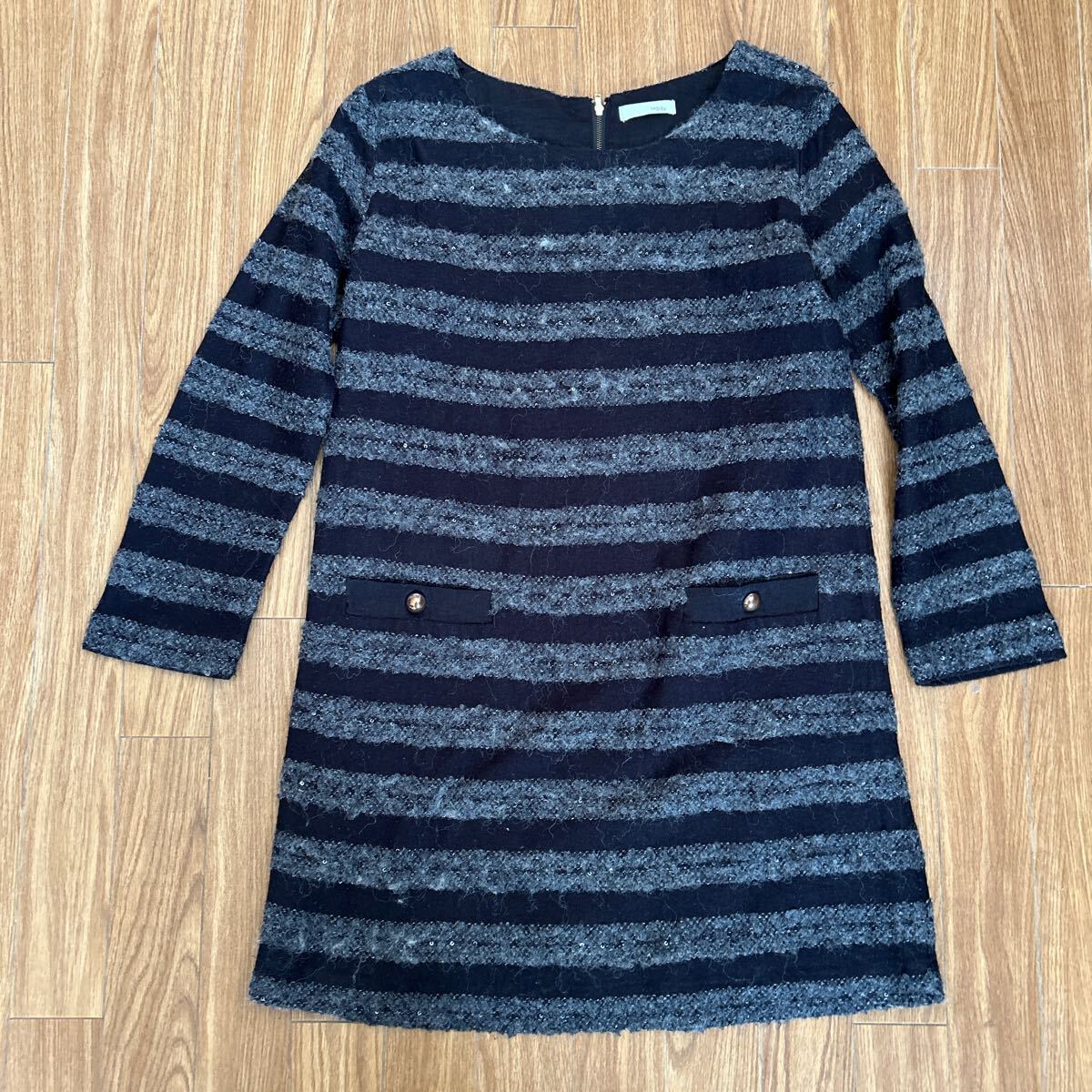 ■INDEX インデックス チュニック ワンピース 黒×グレー 金ボタン ボーダー スパンコール ふわふわ サイズM拍卖