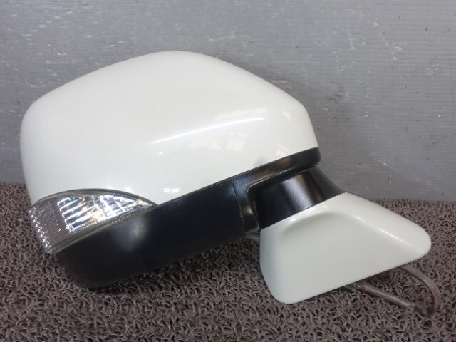 8634 ニッサン エルグランド TNE52 ドアミラー右 サイドミラー右 QAB拍卖