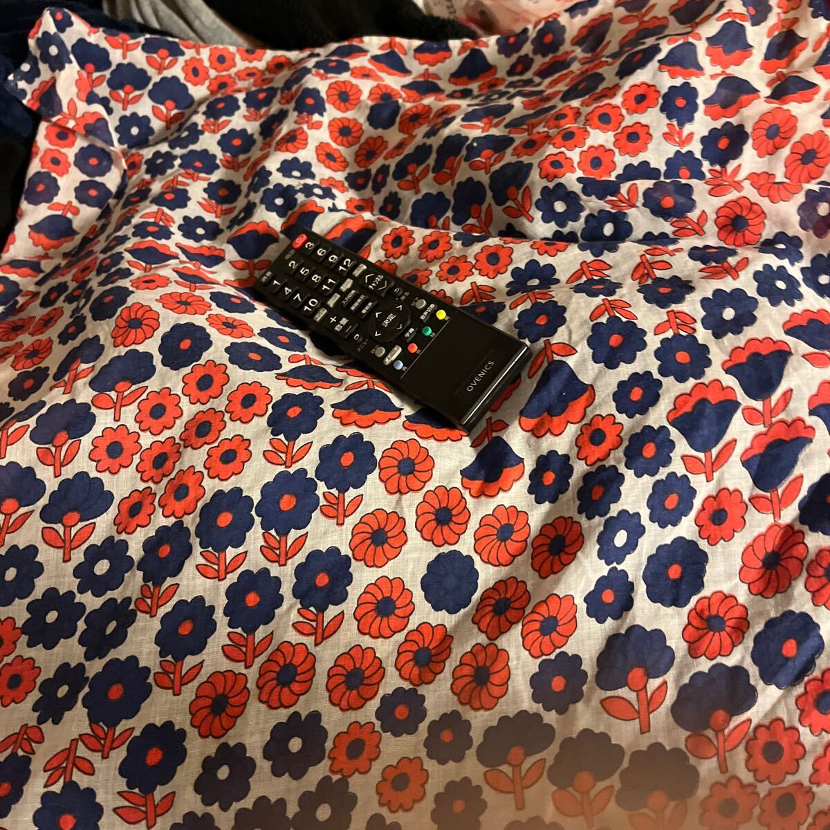 ヴィンテージスカーフ メイドジャパン USAへの輸出品です デッドストック新品フラワーパターン 大判スカーフ かわいい きれい拍卖