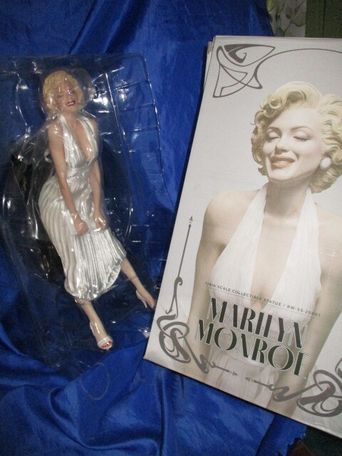 希少★入手困難/セクシーホワイトドレス/大きな【マリリン・モンロー】イメージフィギュア/40㎝拍卖