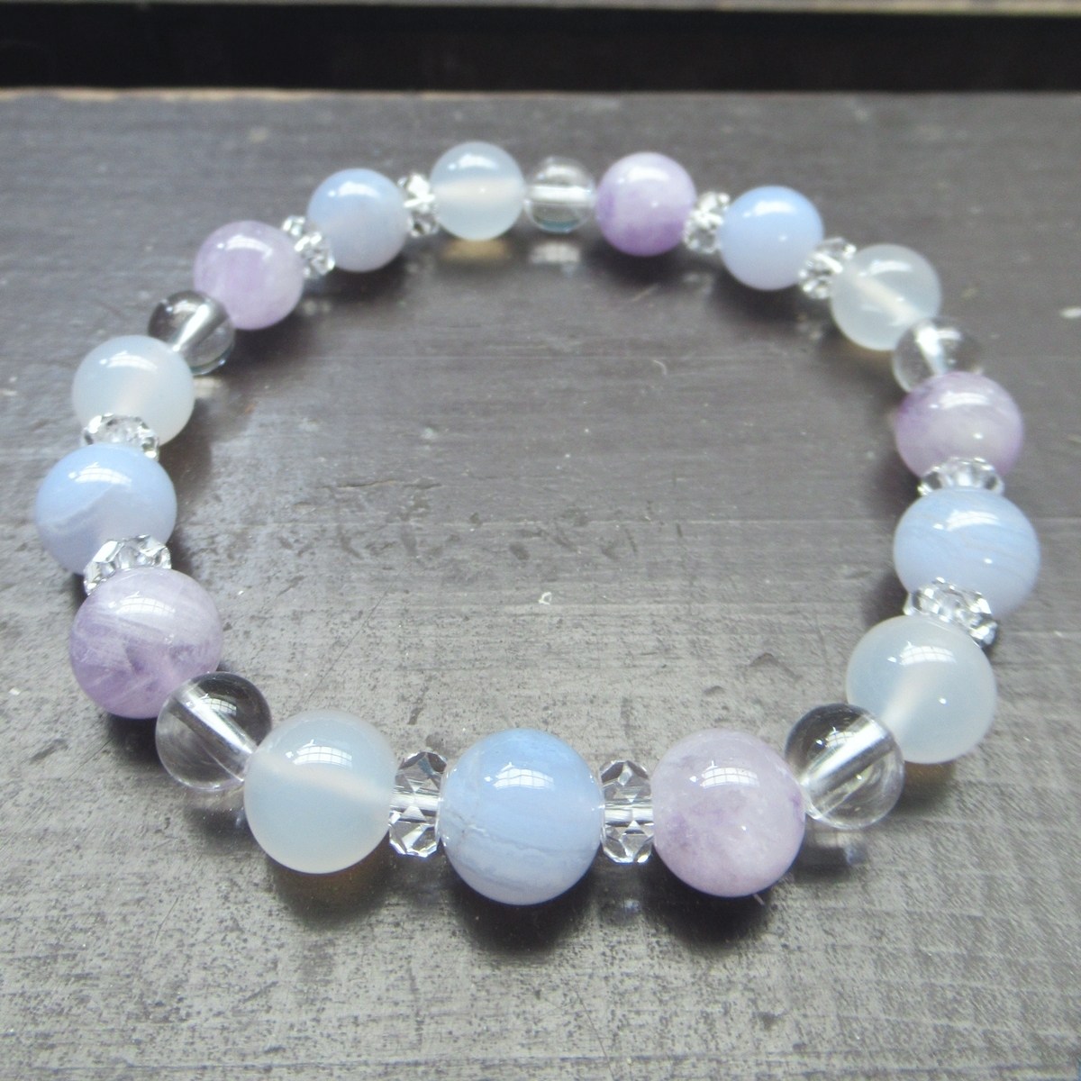 ラベンダーアメジストxブルーレースxホワイトカルセドニーブレスレット 天然石 パワーストーン拍卖