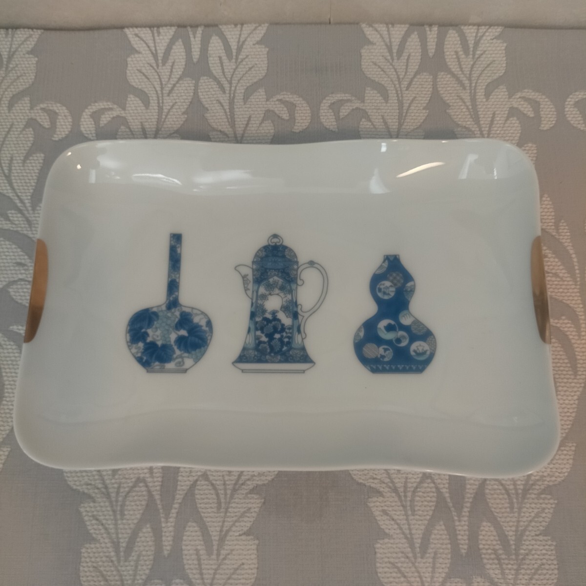 未使用保管品  深川製磁 ブルーチャイナ  サンドイッチトレイ  18cmX 27cm  ウエッジウッド 香蘭社  拍卖