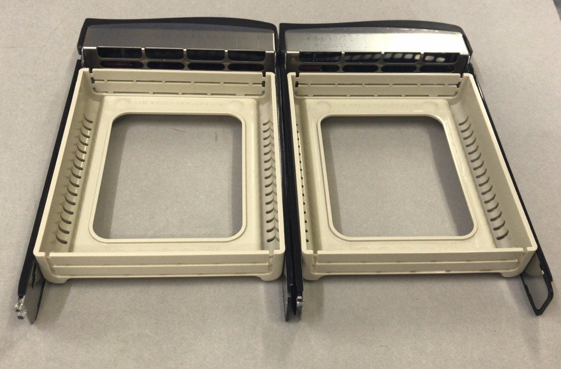 2YS0003★複数在庫あり 修理交換/增設用 Supermicro ハードディスク(HDD)マウンタ 3.5インチ 用  2点組拍卖