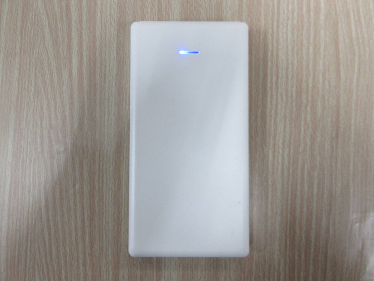 ( く-L-8122 )モバイルバッテリー10000mAh L115 Lithium Battery タイプB タイプC USB式充電器 中古 動作確認済み拍卖