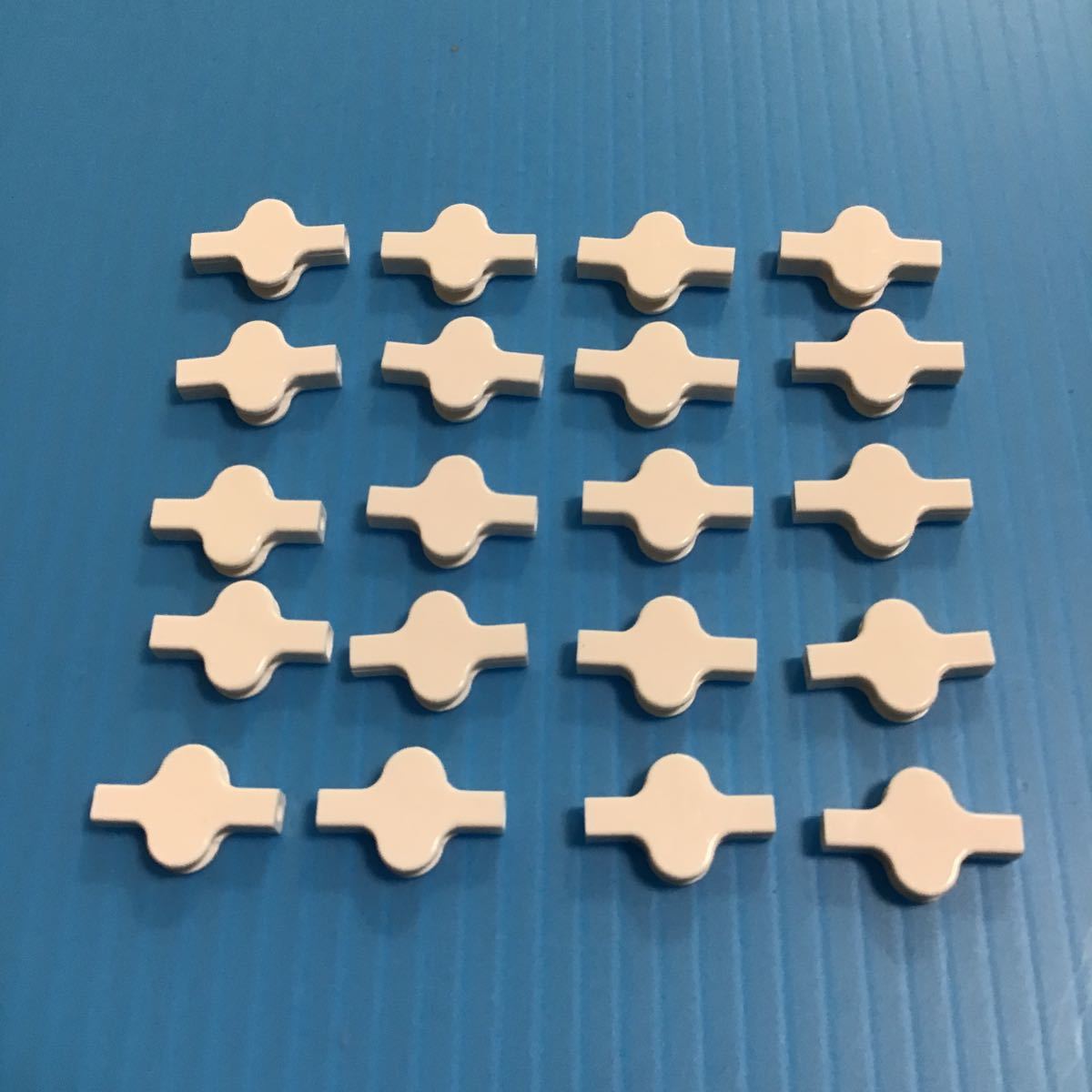 used 「 LaQ ラキュー ジョイント パーツ 白色 No.3 20個 」ホワイト 細長パーツ / 20ピース / パズルブロック 知育玩具 正規品 バラ売り拍卖