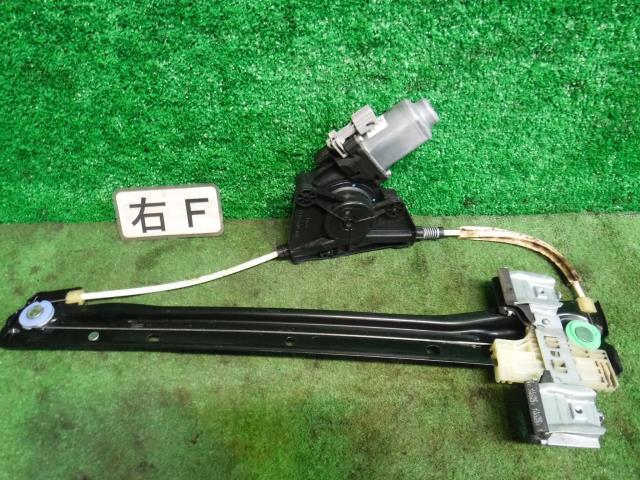 VW アップ! DBA-AACHY 右Fドアレギュレータ・モーター CHY 1S0,959,801拍卖