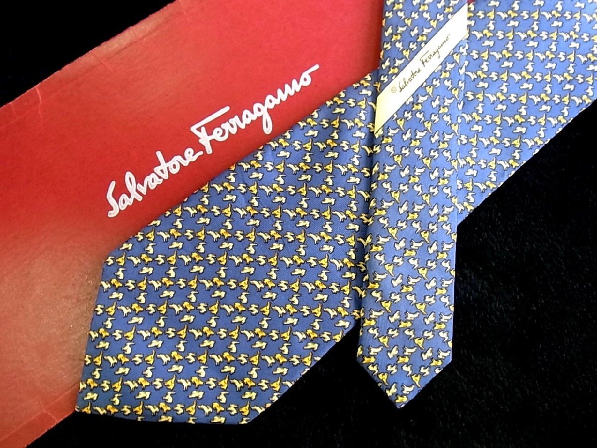 ♪今週の特売980円~♪2429♪状態並品【FERRAGAMO】フェラガモ【兎 うさぎ 動物 柄】ネクタイ♪拍卖