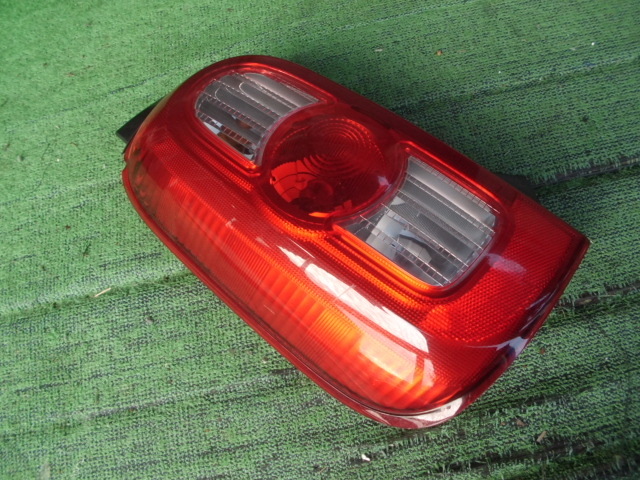 ミラココア L675S 左テールランプ拍卖