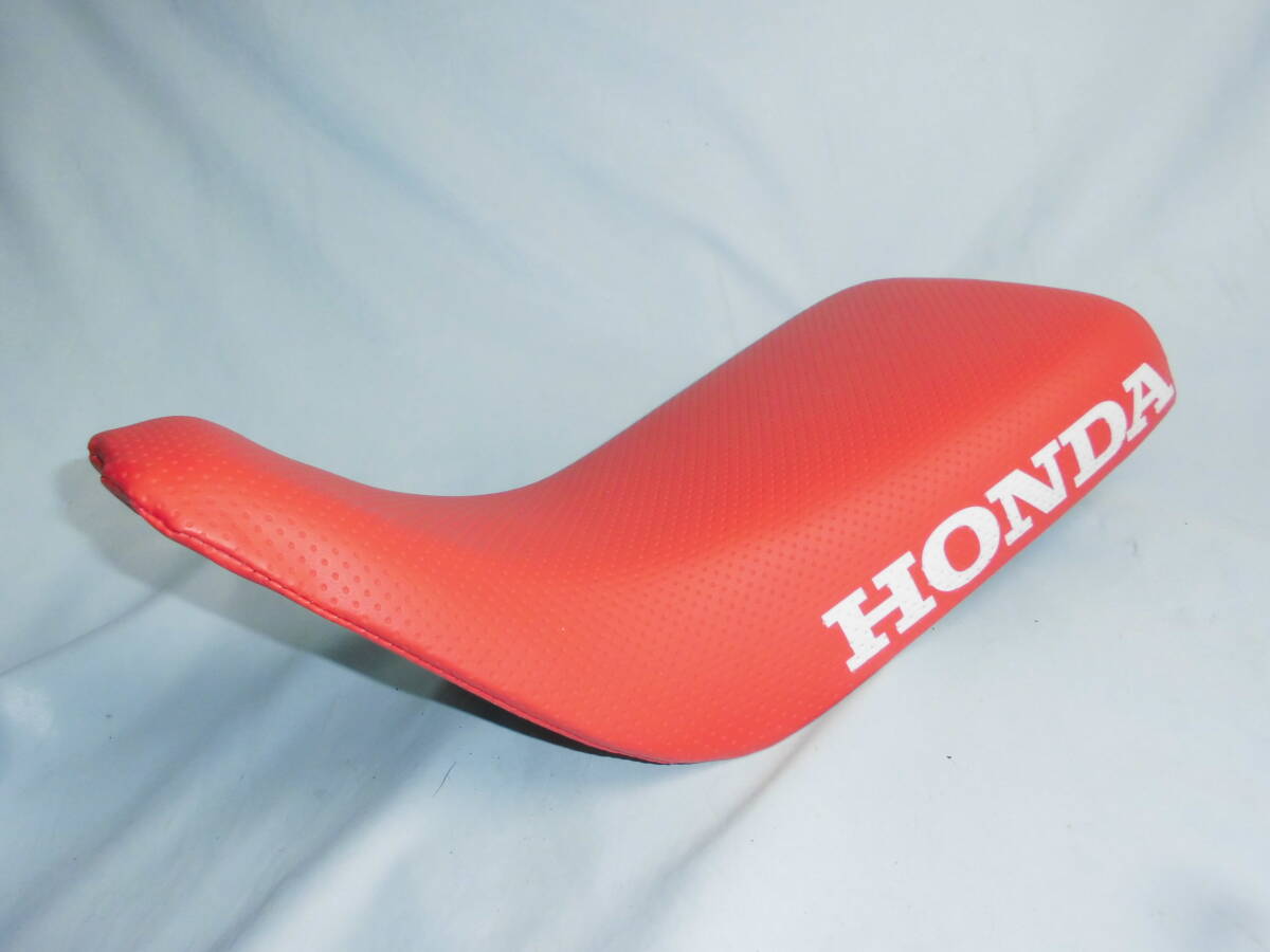 ■モンキー バハ BAJA カスタムシート HONDA純正ベース 赤パンチング HONDA 文字入り拍卖
