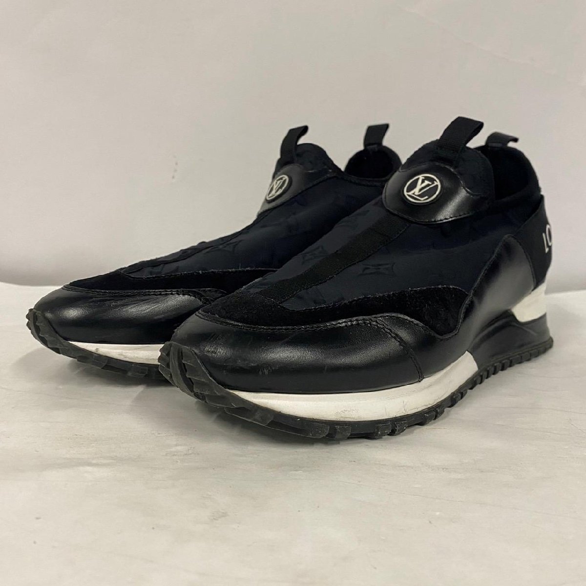 LOUIS VUITTON ルイ・ヴィトン ランアウェイ・スニーカー モノグラム柄 ノワール ブラック ブランド メンズ シューズ スニーカー 37 1/2拍卖