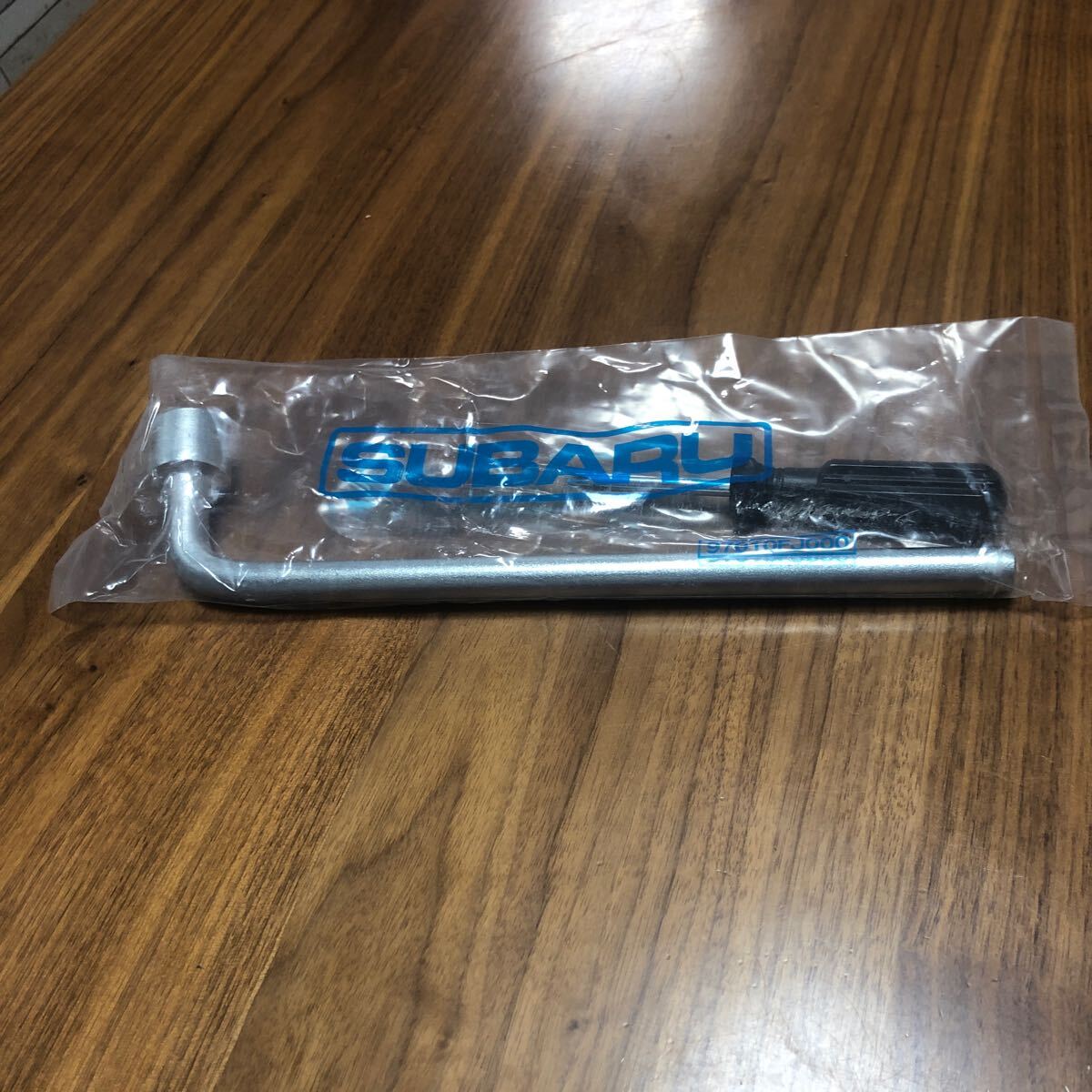 新品 未使用 スバル 純正 車載 工具 乗用車 SUBARU ドライバー ホイル レンチ スペア バンク拍卖