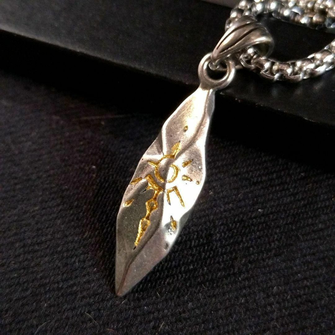 アリゾナ ウィッシングストーン 太陽神 矢じりのメタルネックレス拍卖