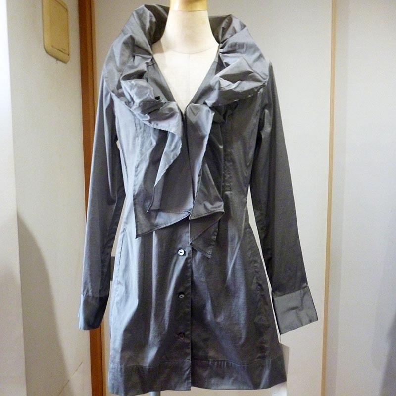 RITSUKO SHIRAHAMA リツコシラハマ ブラウス シルバー 未使用拍卖