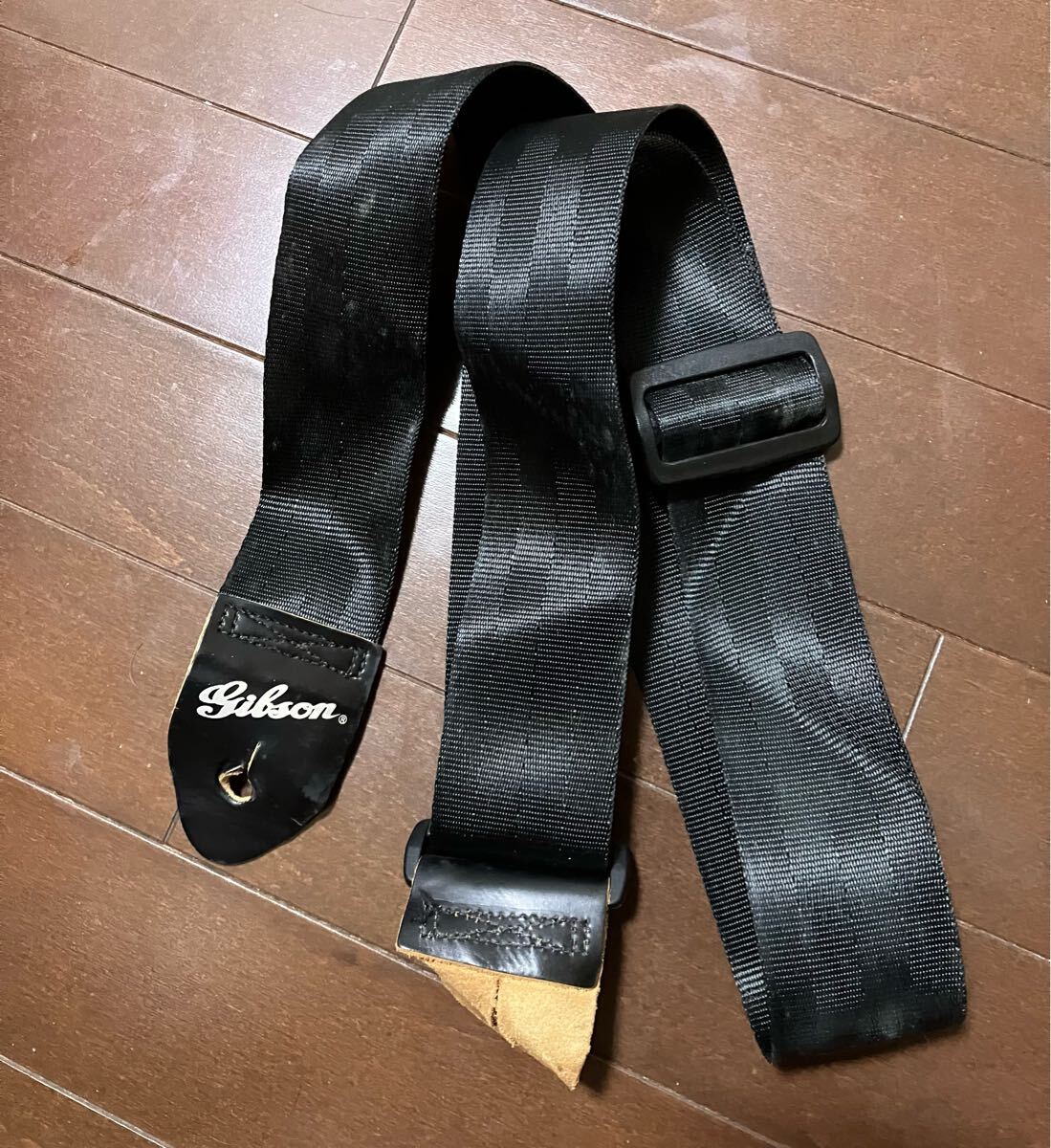 ギブソン 純正 ギターストラップ シートベルト素材 ジャンク品 送料無料拍卖