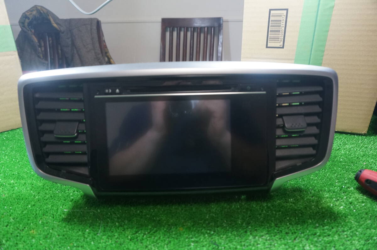 P379 動作品保証付/A846/ホンダ純正 39100-T6A-J613-M1 オデッセイ RC1 RC2 インターナビ Bluetooth内蔵 CD DVD再生OK 本体のみ拍卖