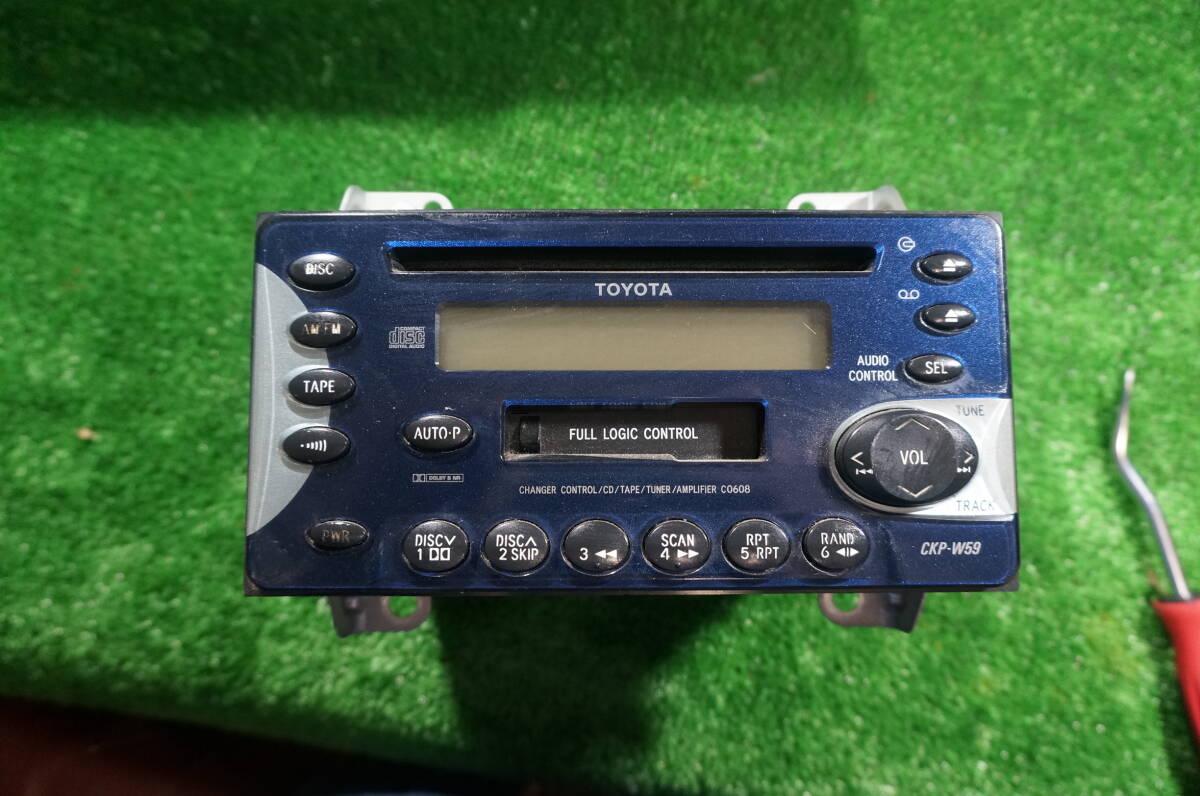 P419 トヨタ純正zzt231 CDカセットチューナー CKP-W59 純正品番08600-00005 パイオニアFH-M8346ZT拍卖