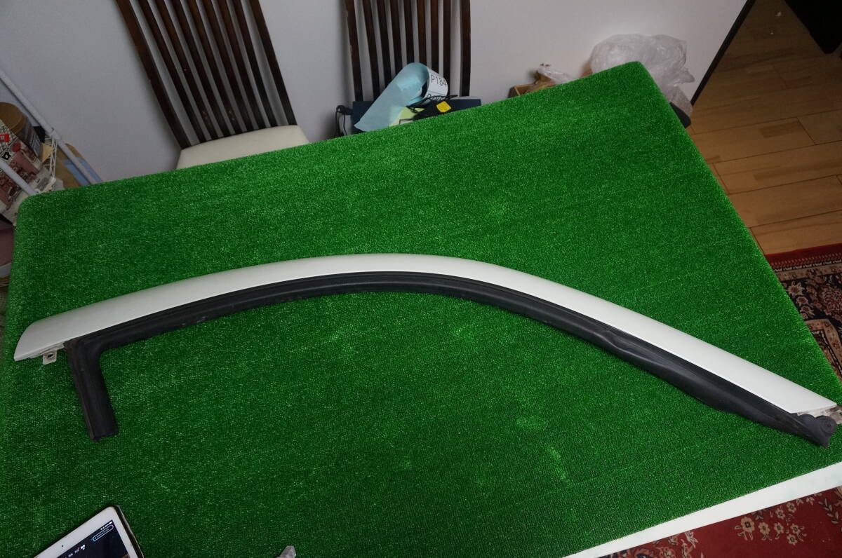 p183 日産用 フロント日産純正 Z33 フェアレディZ 後期 フロントピラー フィニッシャー カラーqx1 サンセットオレンジ 76836-CD000 拍卖