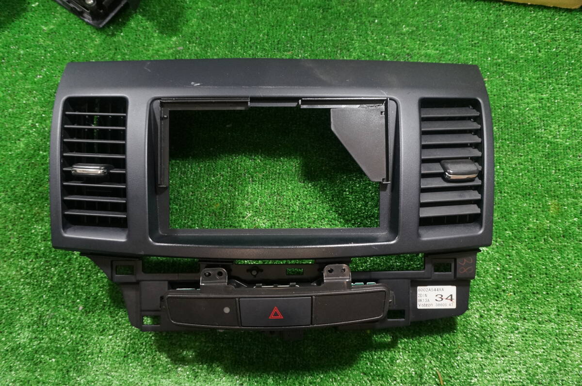 W040 三菱 CX3A ギャランフォルティス/ 純正 センターパネル/ナビ オーディオ エアコン吹出口/ CX6A CY4A CX4A 共通 8002A 544XA拍卖