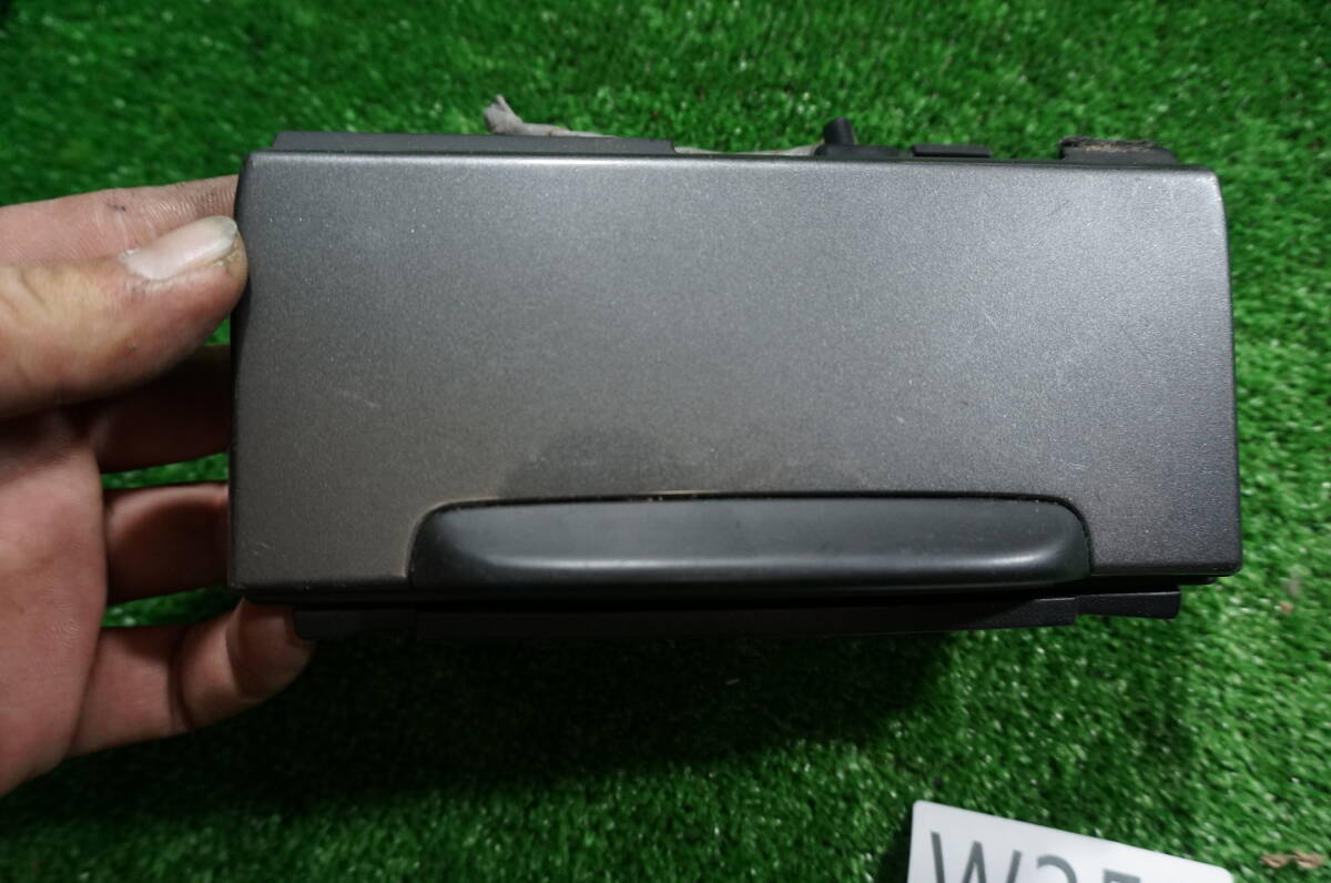 W355 ホンダ アコードユーロR EUROR CL7 MT 純正 ドリンクホルダー 灰皿カバー拍卖