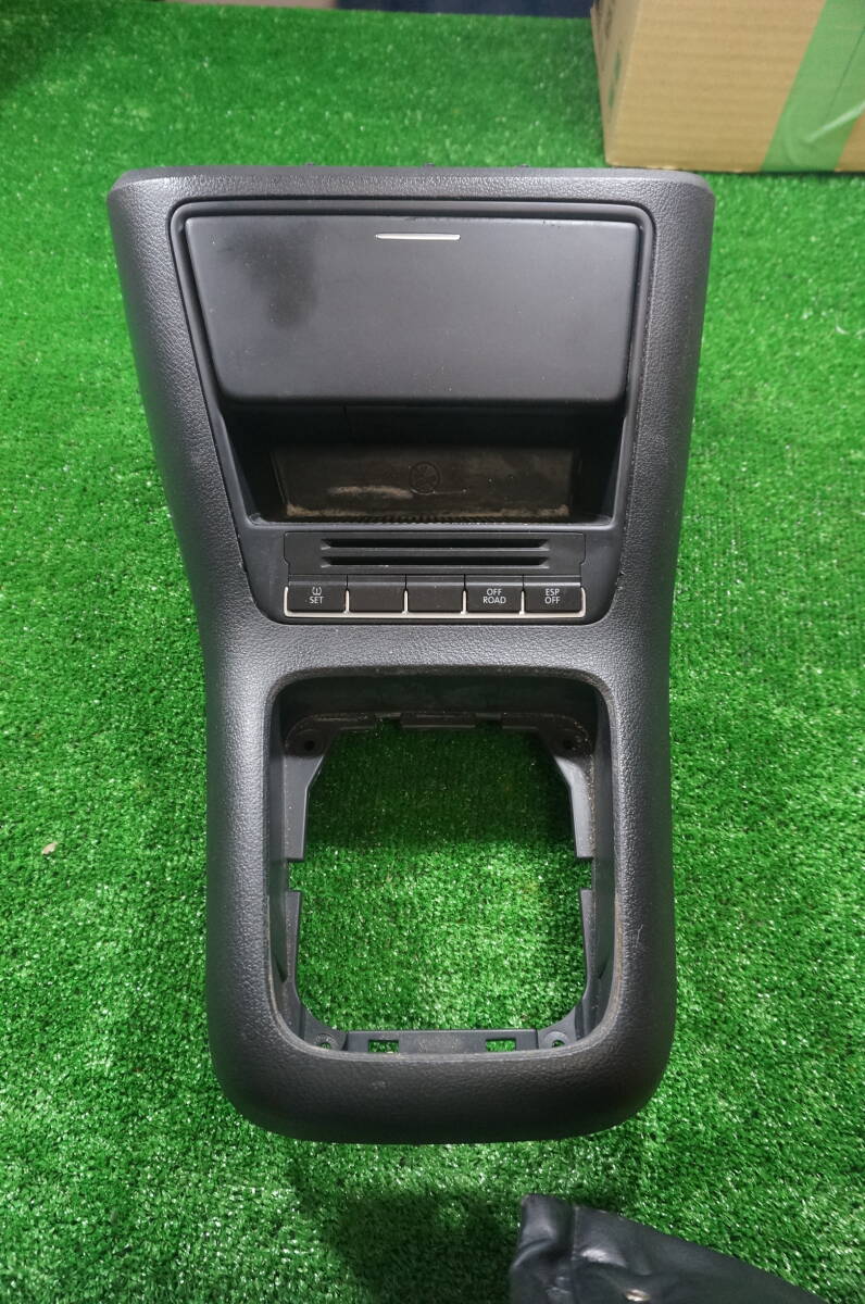 P463 VW ティグアン ABA-5NCAW プラス センター コンソール 5N2 857 961 B 5N2857961B 5NCAW 拍卖