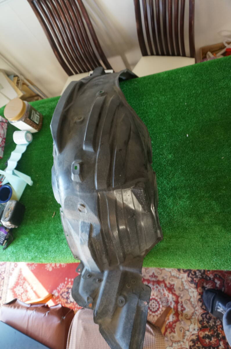 W324 トヨタ 純正品 86 ZN6 GRMN 86 フロント マットガード インナー フェンダーライナー フロント 左側 の マツドガード 59110CA011 拍卖