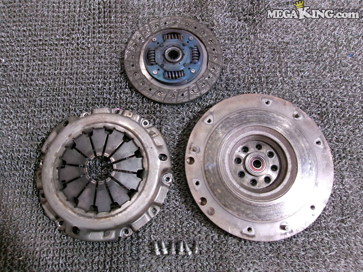 ZC31S スイフト 純正 ノーマル クラッチ ディスク フライホイール EXEDY エクセディ カバー 70C40 / 2S2-416拍卖