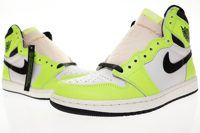 ナイキ NIKE AIR JORDAN 1 RETRO HIGH OG VOLT 26.5cm 555088-702 AJ1 エア ジョーダン レトロ ハイ ボルト 【ブランド古着ベクトル】▲■2拍卖