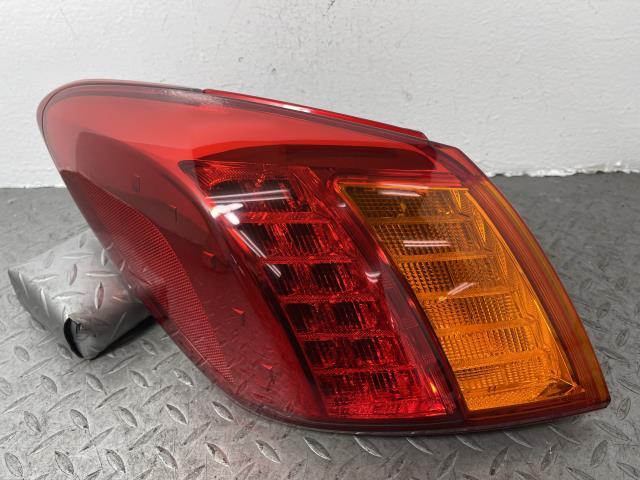 ムラーノ TNZ51 左 テール ランプ ライト 26555-1AM0B拍卖