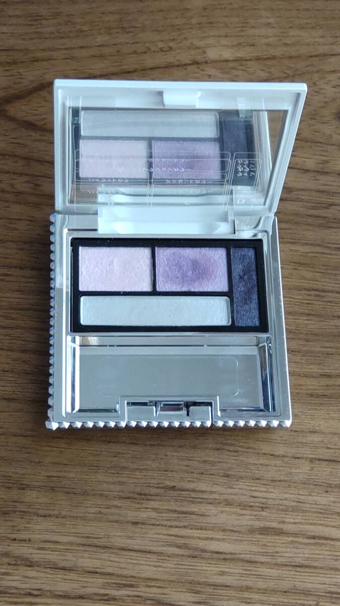 エスプリーク プレシャス トゥルーインパクト アイズ T-3拍卖