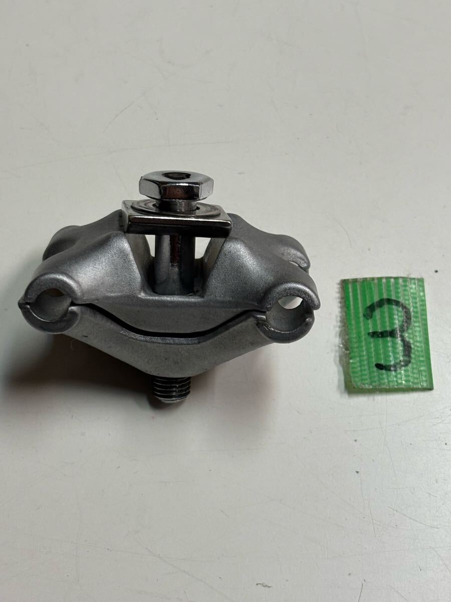 カンパニョーロ スーパーレコード シートポストヤグラのみ ビンテージ(画像が全て)スーパーレコード シートピラー やぐら メッキボルト拍卖