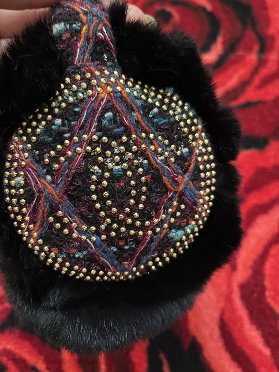 CHANELシャネル ♪ファー付きビッグcocoマーク♪イヤーマフ美品拍卖