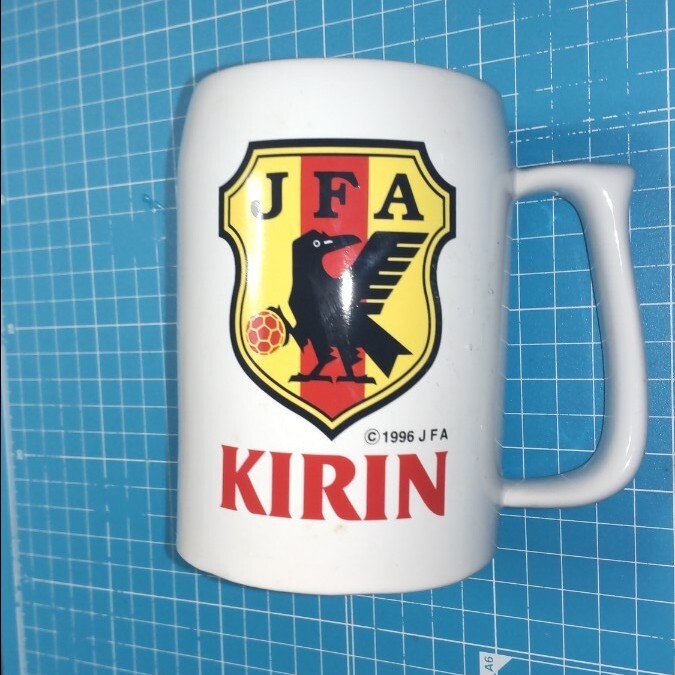 サッカーJFA SAMURAI BLUE 6 キリン マグカップ 陶器製 !OK値下交渉 安い送料希望は入札前質問にコメントください!生活応援セール月末迄拍卖