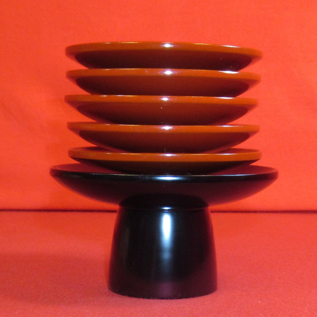 茶道具『木製漆塗朱盃5客 共箱+木製盃台』茶会席料理 茶懐石 茶道教室 茶事 七事式 表千家 裏千家 武者小路千家 千家十職拍卖