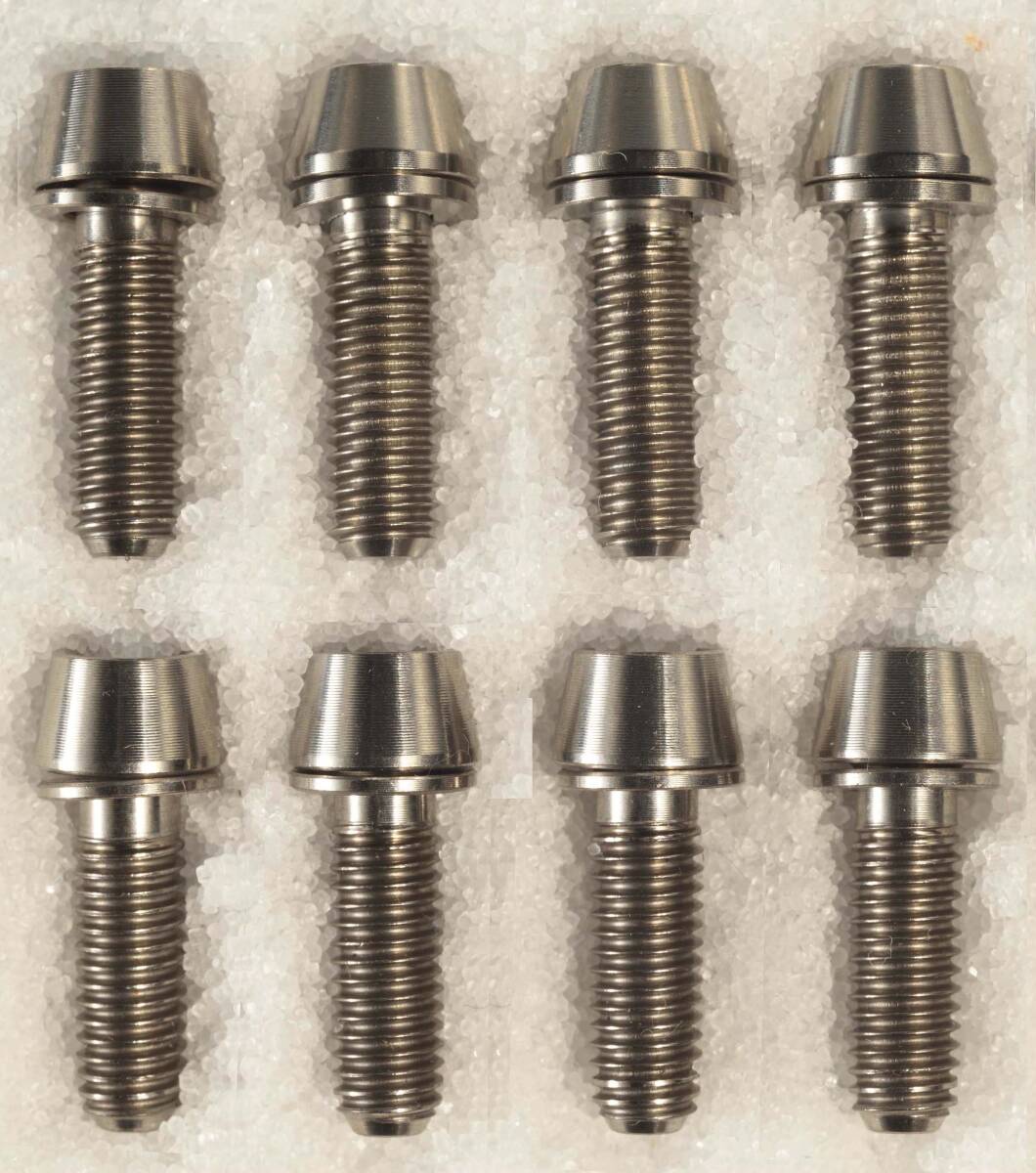 64チタンボルトM5×16mm  シルバー8本ステム用【1.9g/本】⑪拍卖