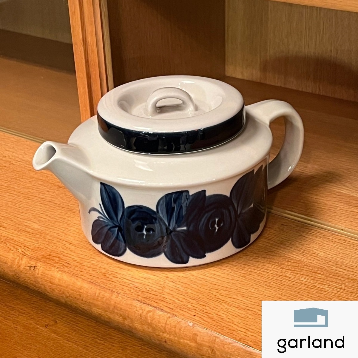 ≪美品≫ ARABIA アラビア Anemone アネモネ ティーポット Ulla Procope ウラ・プロコッペ 茶こし付き 北欧ビンテージ 食器拍卖