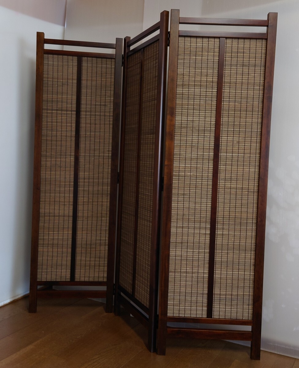 屏風 #3連 #折り畳み式 間仕切り #衝立 ブラウンフレーム ダークブラウン木簾 木製スクリーン サイズ(約cm)W135xH150 拍卖