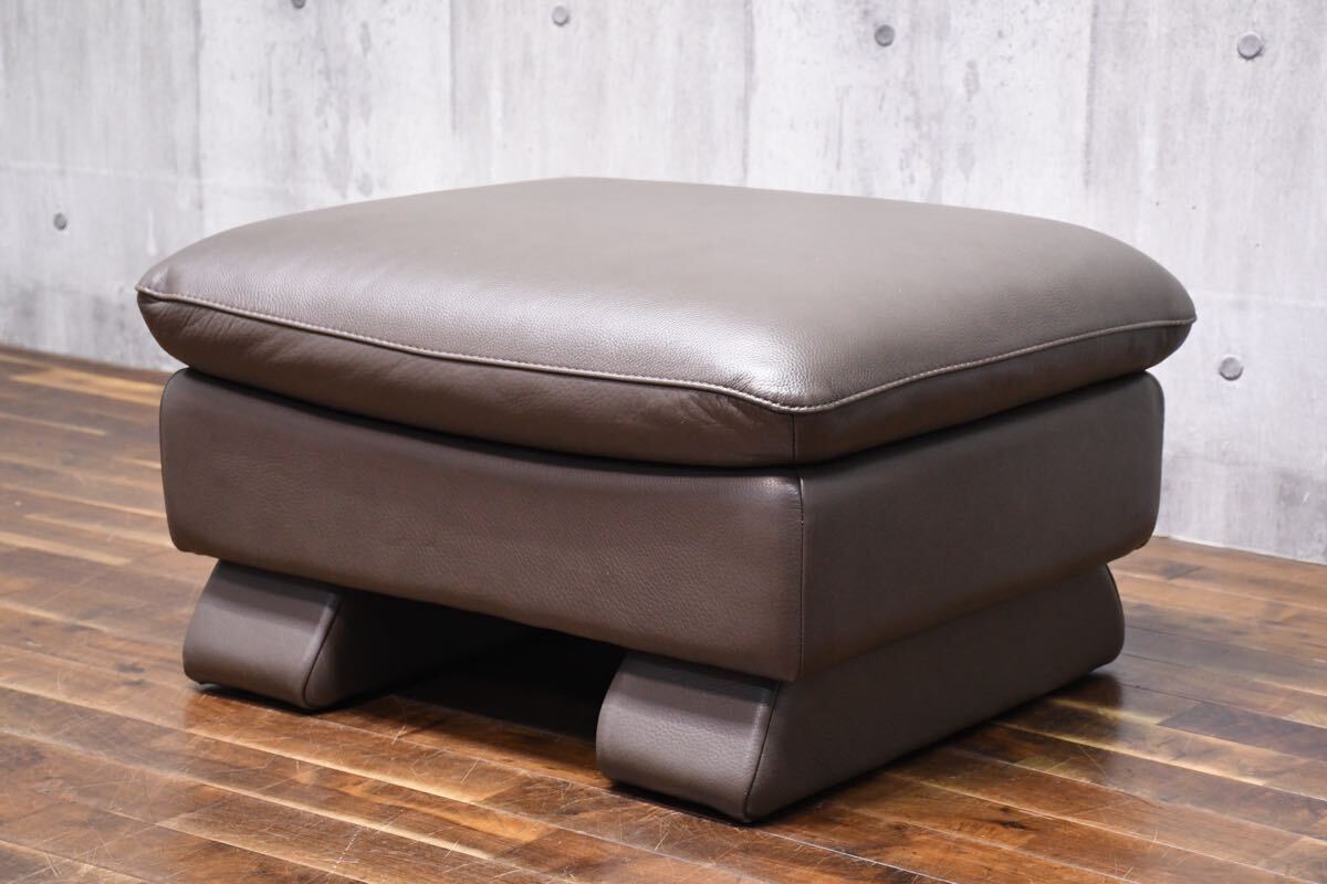 EAC52 シンプルモダン レザー/総本革張り オットマン スツール 足置き 腰掛け スクエア型 検) 応接椅子 IDC大塚家具 L/S エルエス イス拍卖