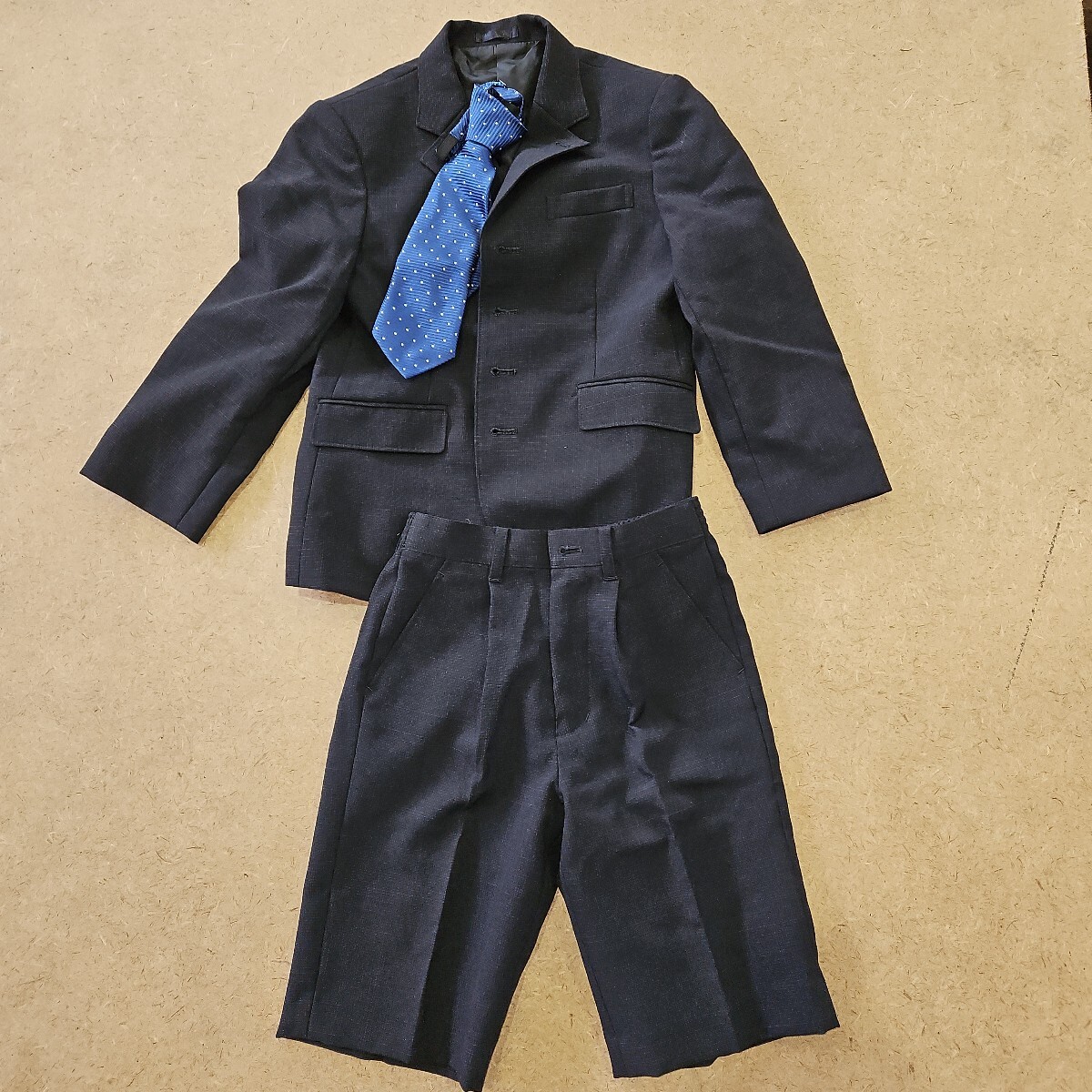キッズ フォーマルスーツ(紺)120サイズ 3点セット拍卖