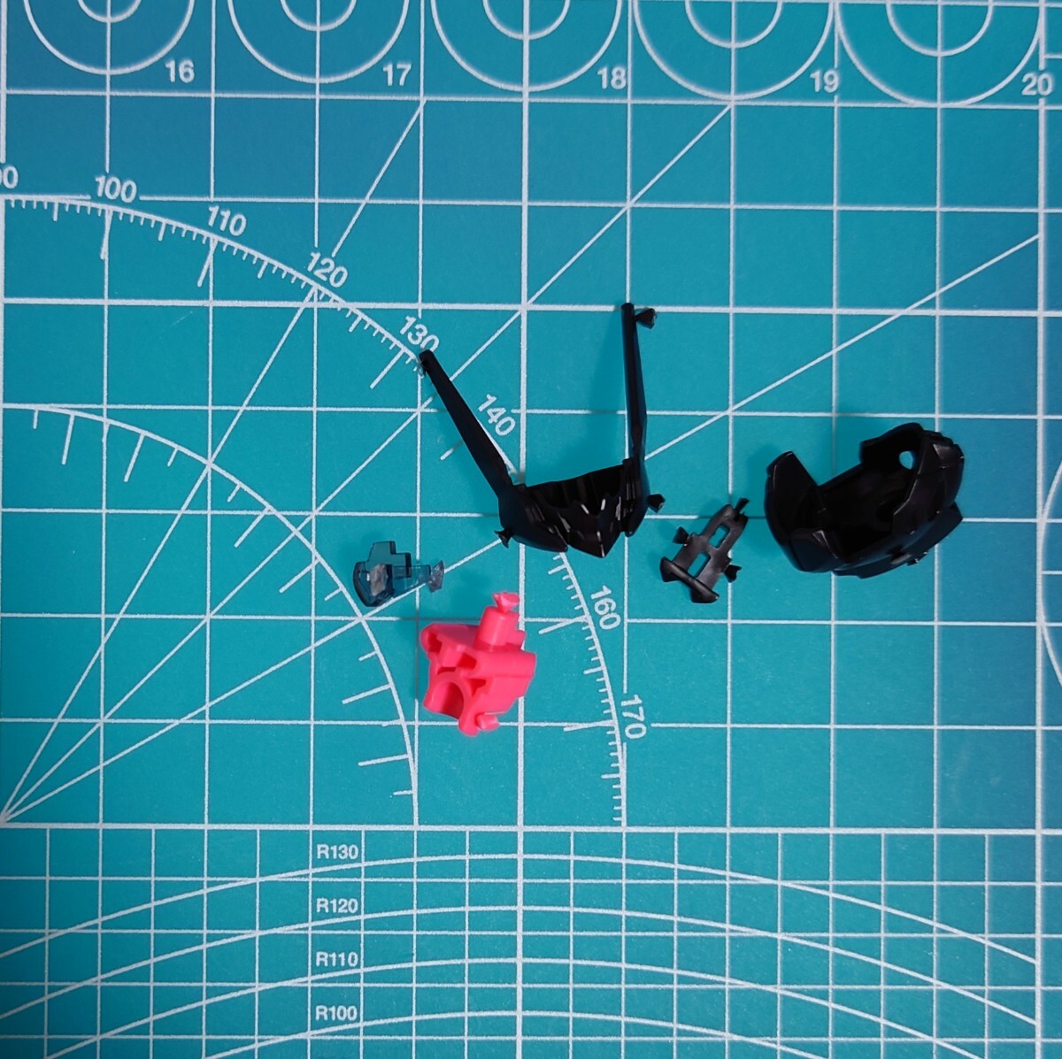 HG ガンダムルブリス リサーキュレーションカラー ネオンピンク リミテッドアイテム 頭部拍卖