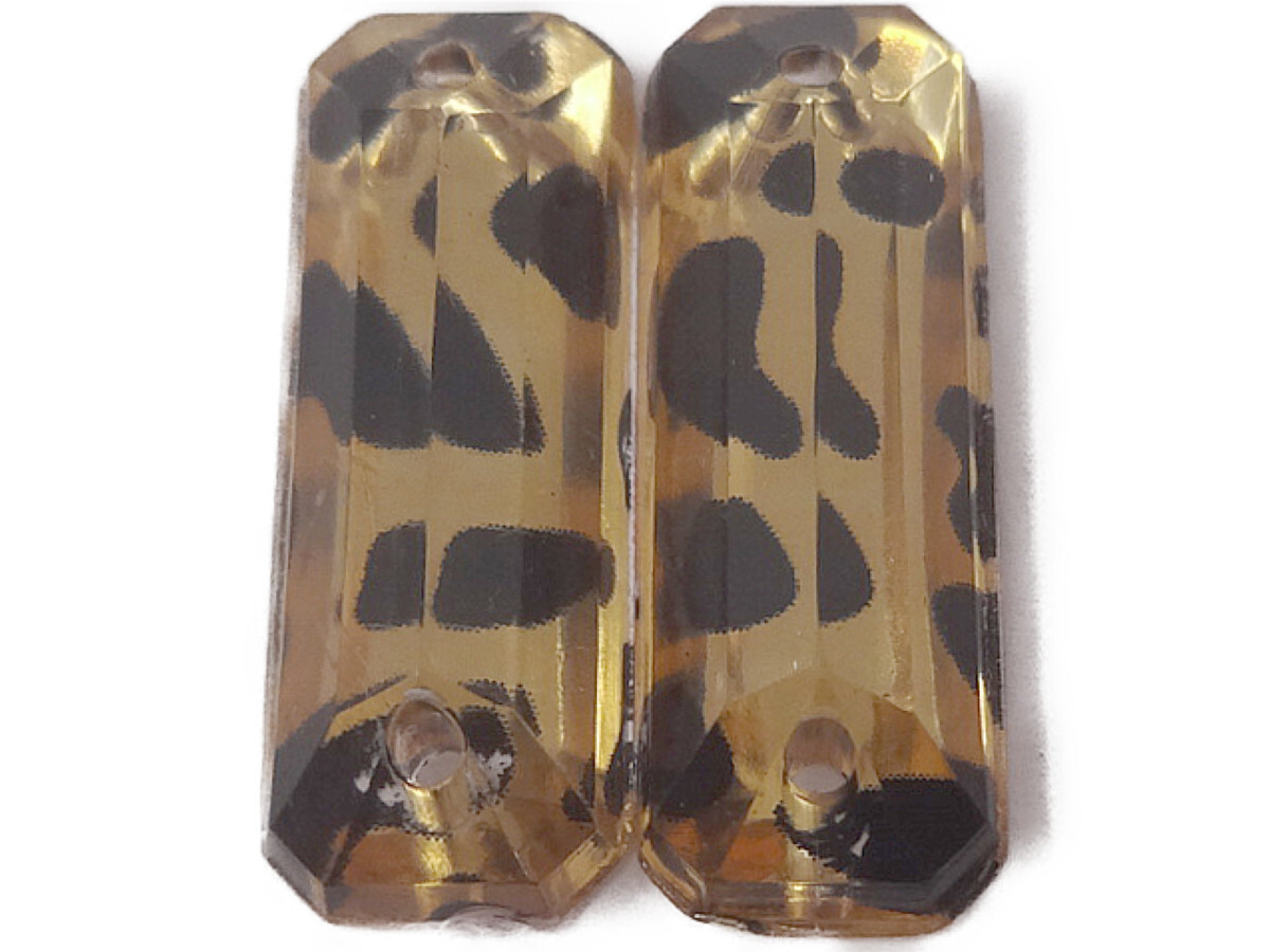 キラリ手芸部 No606ビジュー パーツ 手芸用 ソーオン ストーン(アクリル)レオパード柄0.7×1.8cm_25個入り拍卖