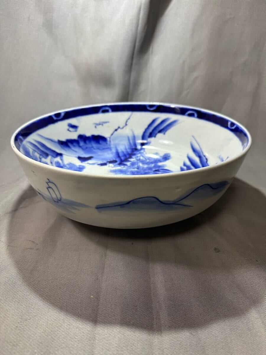 時代物 レトロ 陶芸 染付 山水亭絵 鉢 飾皿 直径約25.3cm拍卖