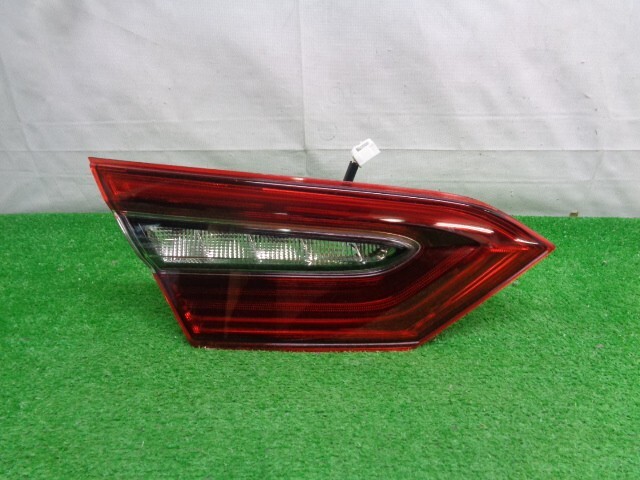 トヨタ/カムリ AXVH70 左リアフィニッシャーランプ LED コイト33-243 No.813516  拍卖
