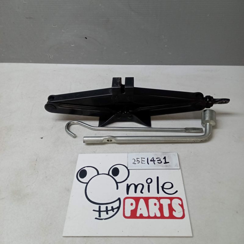 LA310S/LA300S ミライース 純正 ジャッキセット 2Z5-1-2/25E1431*同梱不可拍卖