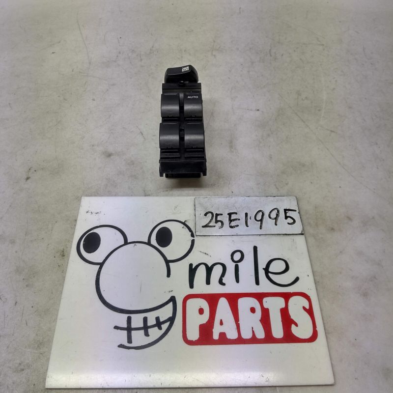 HE22S ラパン 純正 パワーウィンドウスイッチ 2Z7-26-6/25E1995*同梱不可拍卖