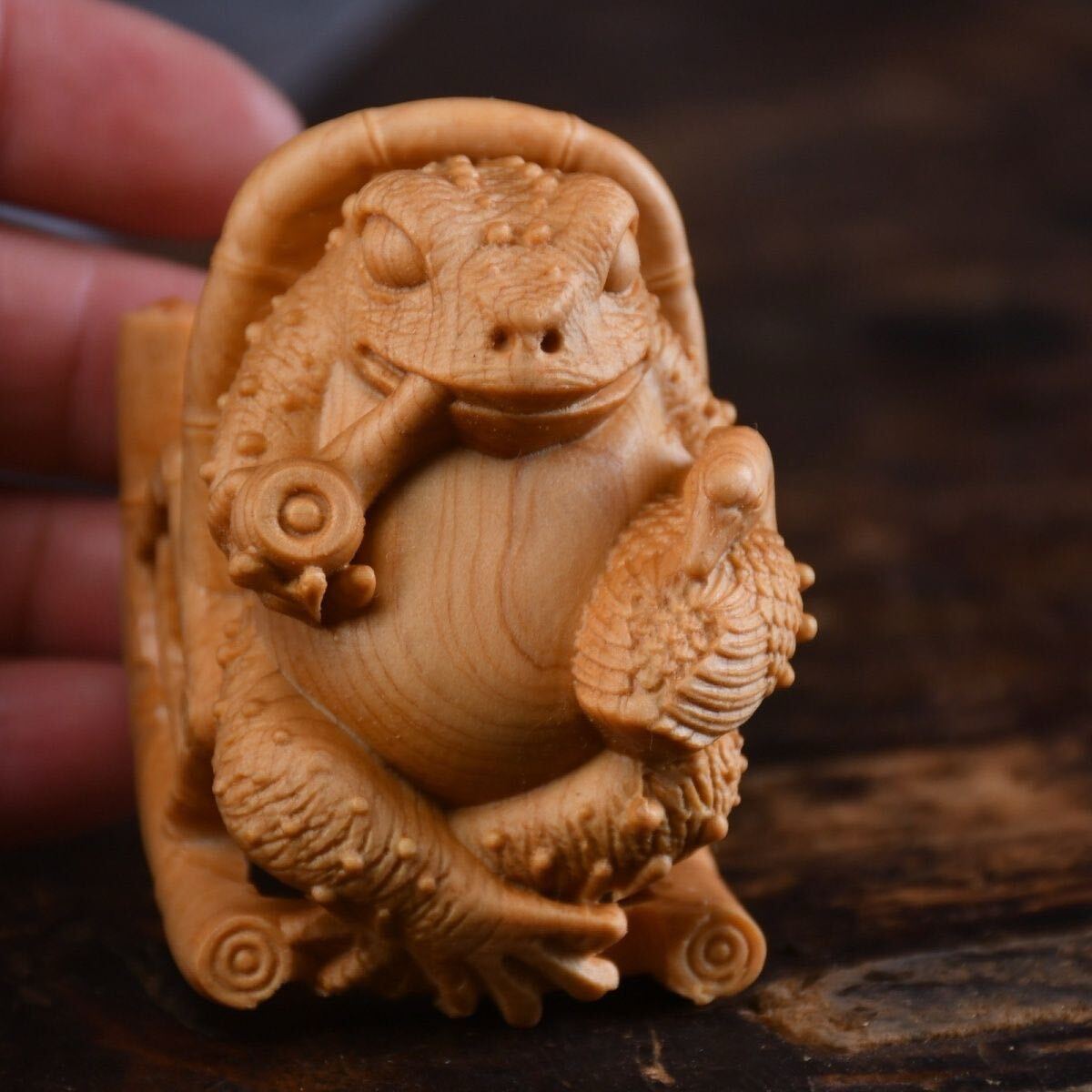 送料無料 可愛い蛙 アヒル 木彫り彫刻 彫刻 細工彫刻 置物 オブジェ 古美術 細密彫刻拍卖